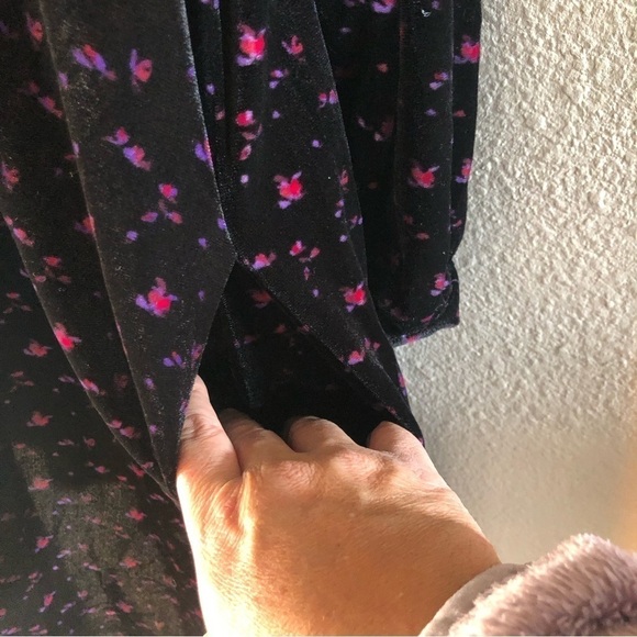 The Nines by HATCH™ Long Sleeve Velvet Swing Maternity Dress Size XXL - Picture 15 of 16